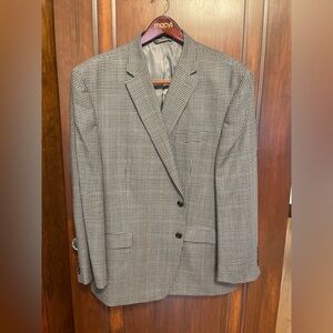 Ralph Lauren Checkered Sport Coat with Notched Lapels 50R